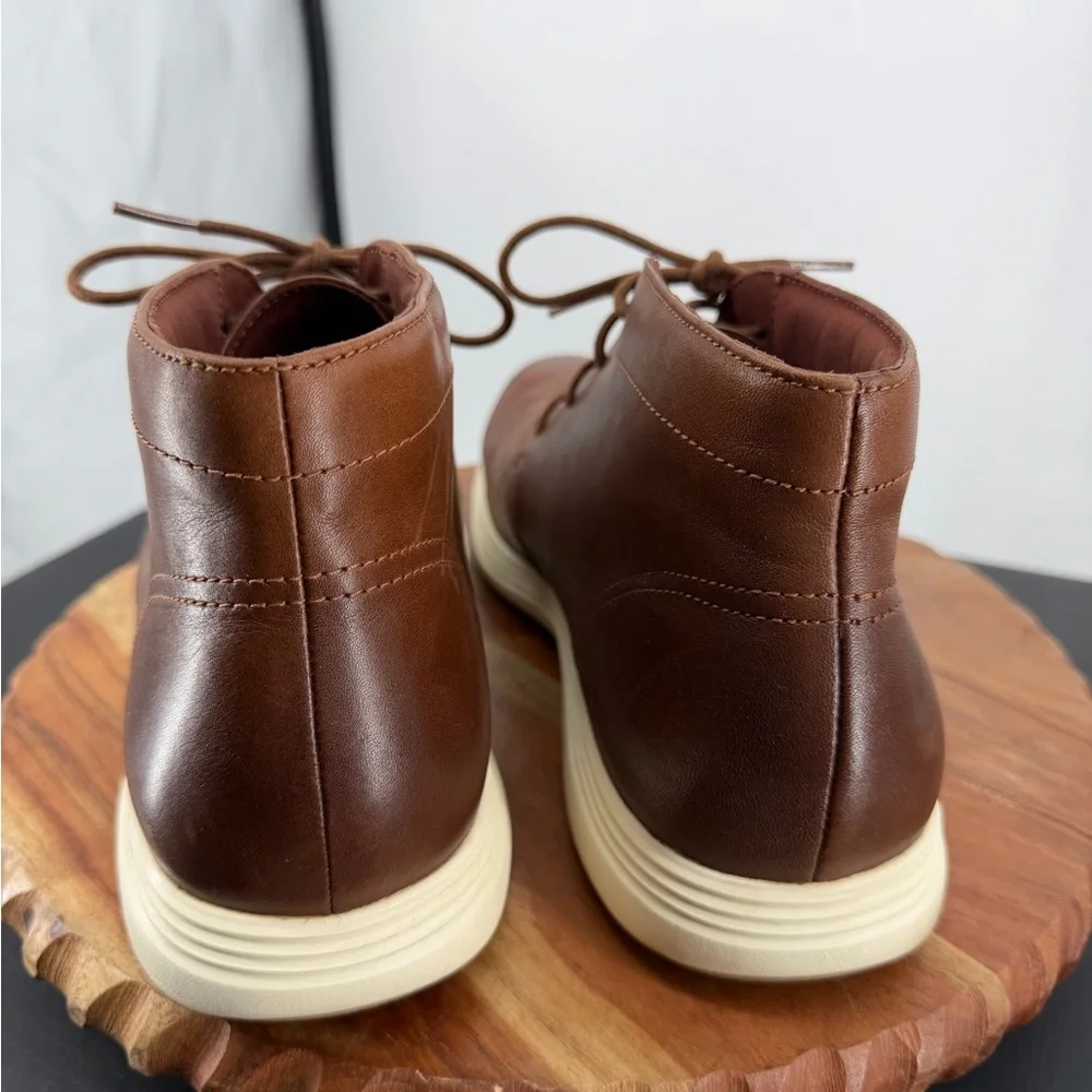 Cole Haan Men's‎ Grand Tour Leather Chukka Boot Woodbury-Ivory 13 lace up